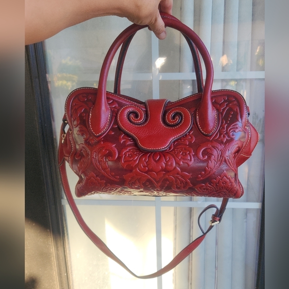 Pijushi Leather Handbag‎ - Picture 2 of 12